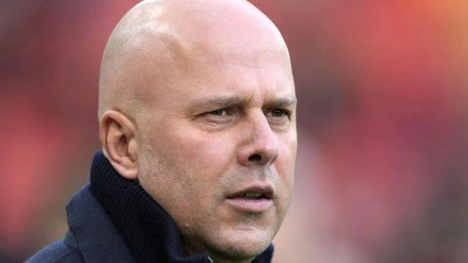 利物浦疯狂出击!曼联要凉了,50万周薪球星或接班萨拉赫!